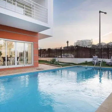 Lumina - - 5 Min From The Beach, Wifi, Smarttv And Pool * Portimão