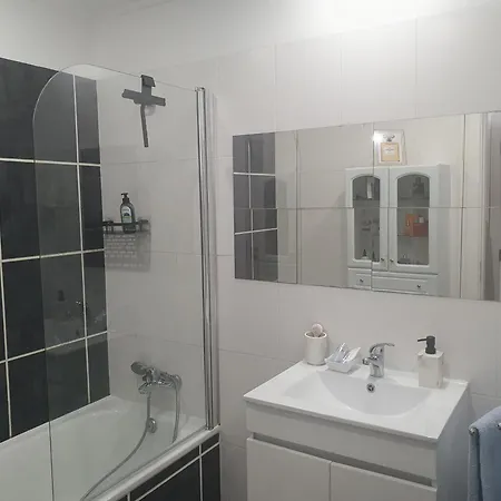 Lumina - - 5 Min From The Beach, Wifi, Smarttv And Pool Lejlighed *